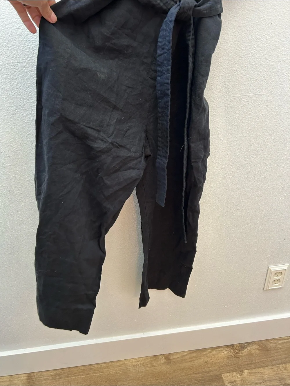 EVERLANE black linen overalls